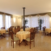 Hotel Bella Venezia Venice 4.jpg