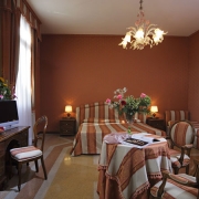 Hotel Abbazia Venice 6.jpg