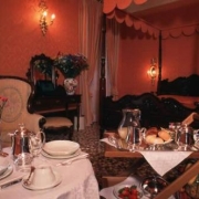 Hotel Al Ponte Dei Sospiri Venice 5.jpg