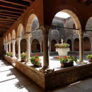 Chiostro sull'isola di San Francesco