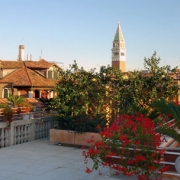 Hotel A La Commedia Venezia 5.jpg