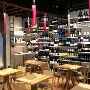 Estro - Vino e Cucina 2.jpg